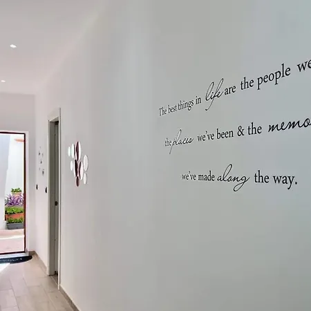 21 4* Αουγκούστα