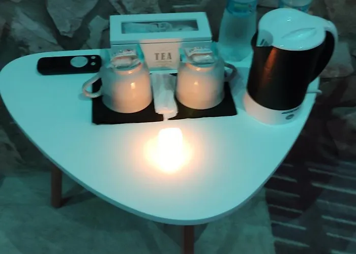 21 Bed & Breakfast